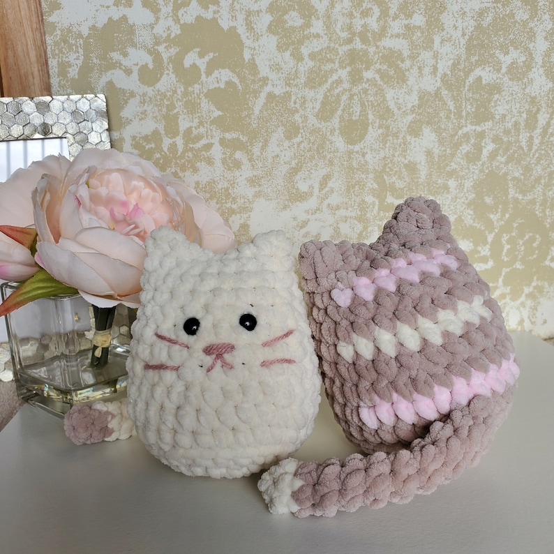 Easy amigurumi crochet toy cat digital PDF PATTERN good for beginners / Amigurumi crochet Marshmallow Candy cat stuff toy / desk toy image 9
