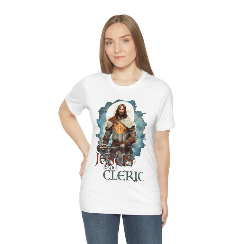 Jesus är min prästskjorta | Kristen t-shirt för DND- och RPG-spelare | Prästrustningsdesign | Trosbaserade kläder | Alternativ design 2 bild 10