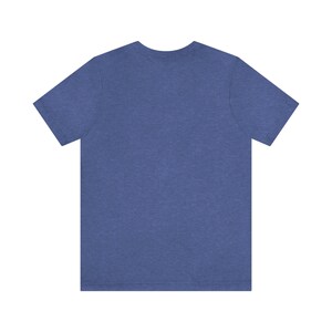 Jesus är min prästskjorta | Kristen t-shirt för DND- och RPG-spelare | Prästrustningsdesign | Trosbaserade kläder | Alternativ design 2 bild 5