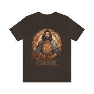 Jesus is Mijn Cleric Shirt BRUIN | Christian Tee voor DND- en RPG-spelers | Cleric Armor-ontwerp | Op geloof gebaseerde kleding | Alternatief ontwerp 4 afbeelding 3