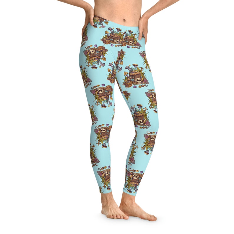 Fantasy-inspirierte Treasure Chest Leggings für Frauen: Lässige und bequeme Leggings - Perfektes Weihnachtsgeschenk für Sie Bild 1