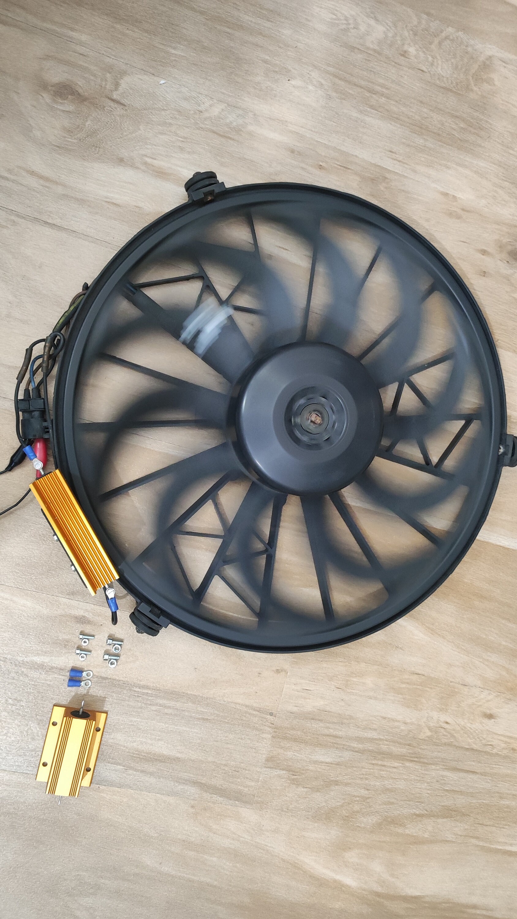 BMW E24 E31 E32 E34 E36 Resistance Additional Fan Pressure Fan 
