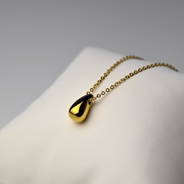 18k Gold Plated Dainty Water Drop Pebble Charm Pendant Necklace Pebble Necklace Water Necklace For Her Women  PVD Plating