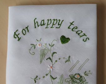 2 x zakdoekjes huwelijk: For happy tears met hartje voor gasten  huwelijk bruid bruidegom gift geborduurd vreugdetranen bruiloft vintage