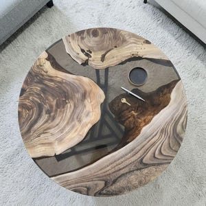 Round Epoxy Dining Table, Round Dining Table, Antique round wood dining table, round farmhouse dining table, live edge round dining table