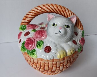 Cat In Basket Floral Ceramic Cookie / Candy / Treat Jar Dish Alco Industries.