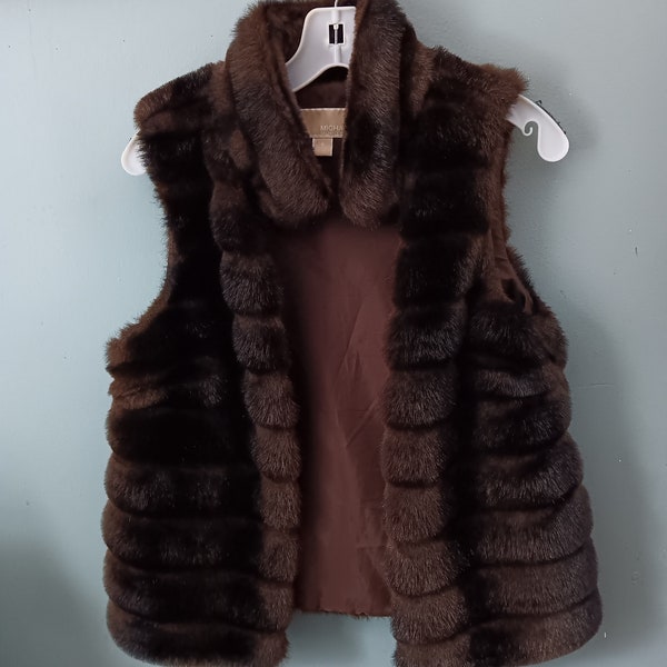 Michael by Michael kors brown mink faux fur vest jacket. Lightweight women's size small.