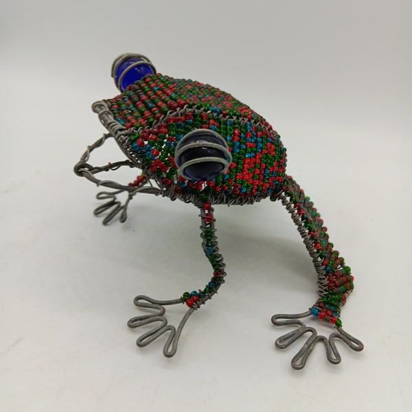 Vintage beeded wire tree frog animal figurine