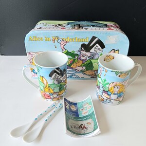 Alice In Wonderland 9oz Coffee/tea Mugs & Spoons 4pc Set Disney By Paul cardew drinkware