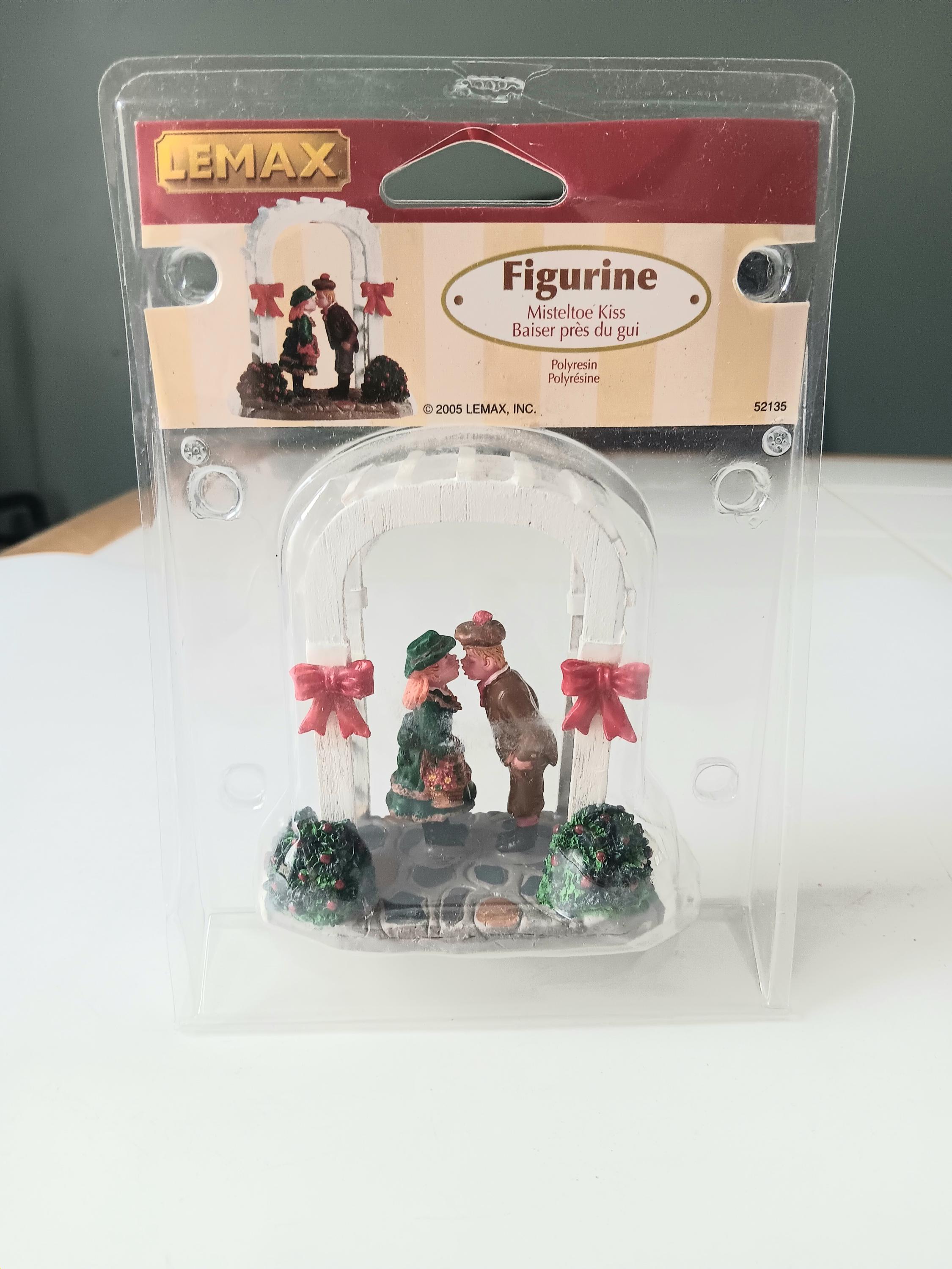 [LEMAX]リマックス　ライトハウス　クリスマス　磁器製飾り物 61IhUGxGOiL._UF894,1000_QL80_.jpg