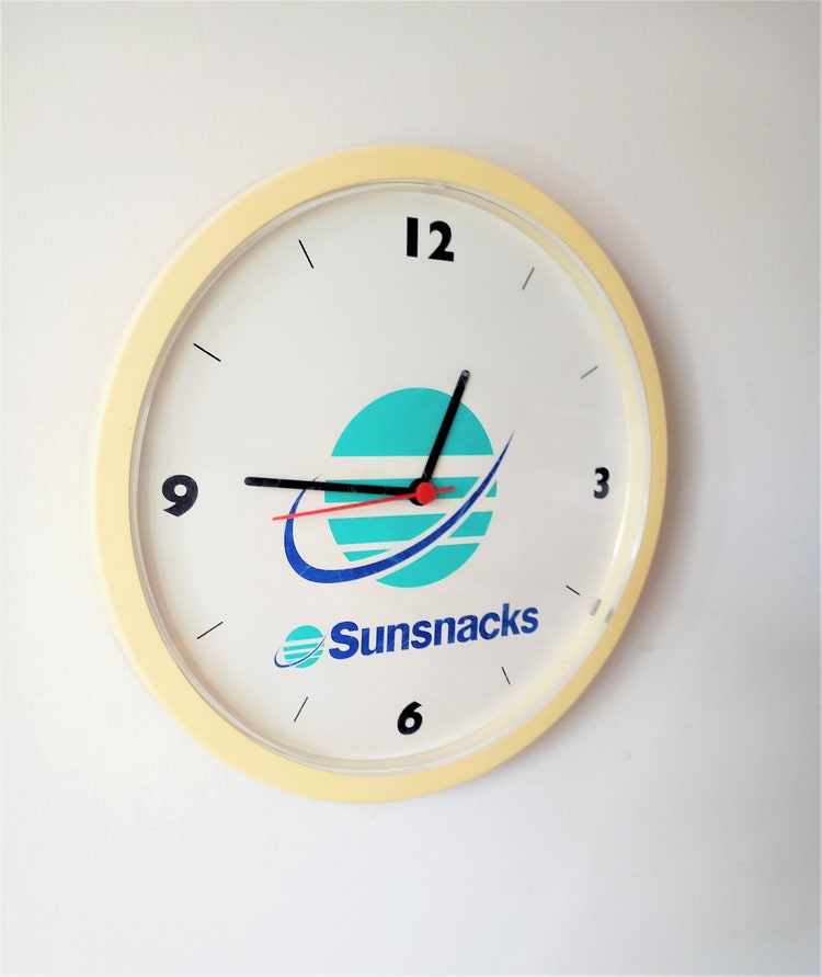 Orologio da parete/decorazione al quarzo design Sunsnacks vintage anni '80