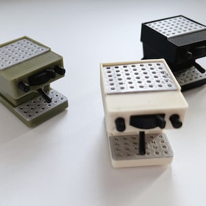 Miniature Coffee Machine: Dollhouse coffee and espresso maker