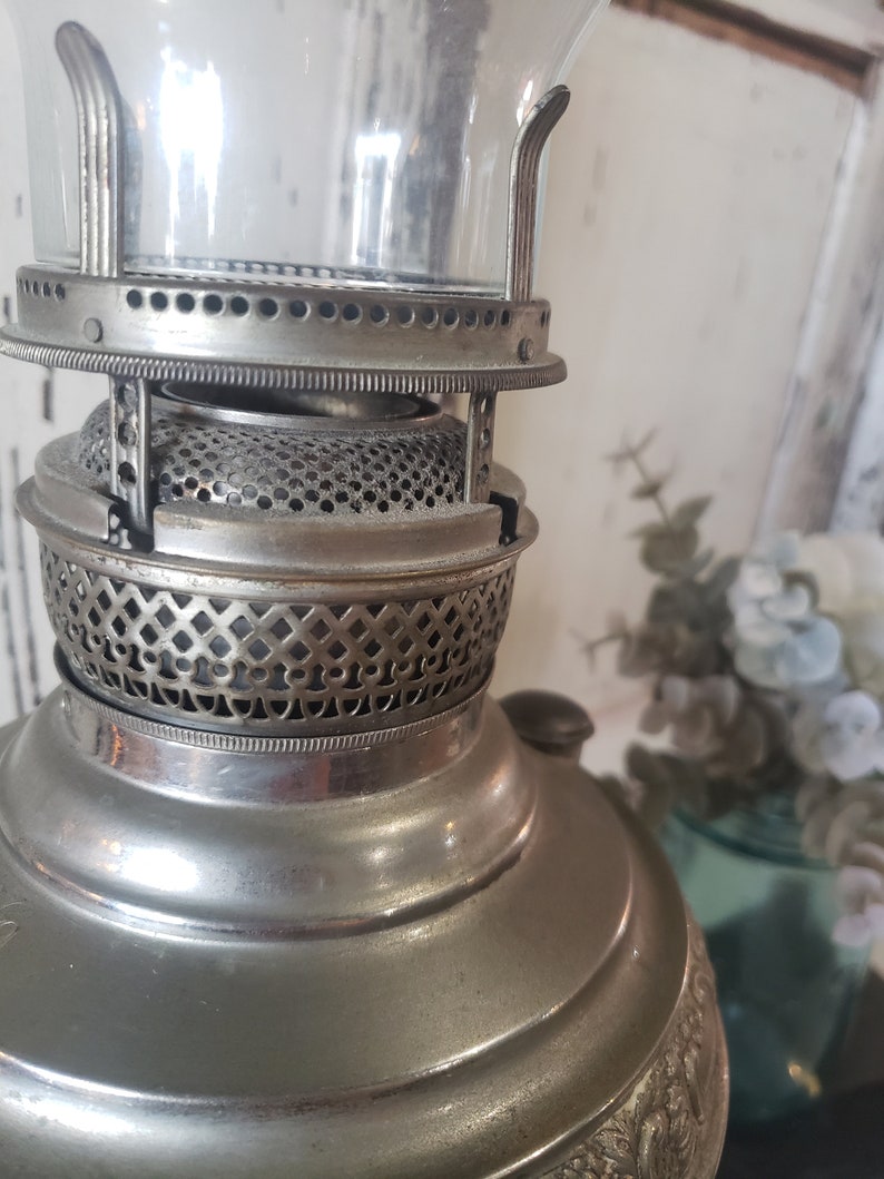 Antique the New Juno No. 2 Oil Lamp Etsy