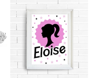 Barbie inspiriert Name Print | Personalisiert |  Kinderzimmer | Geschenk | Wandkunst | Unikat | Barbie Mädchen