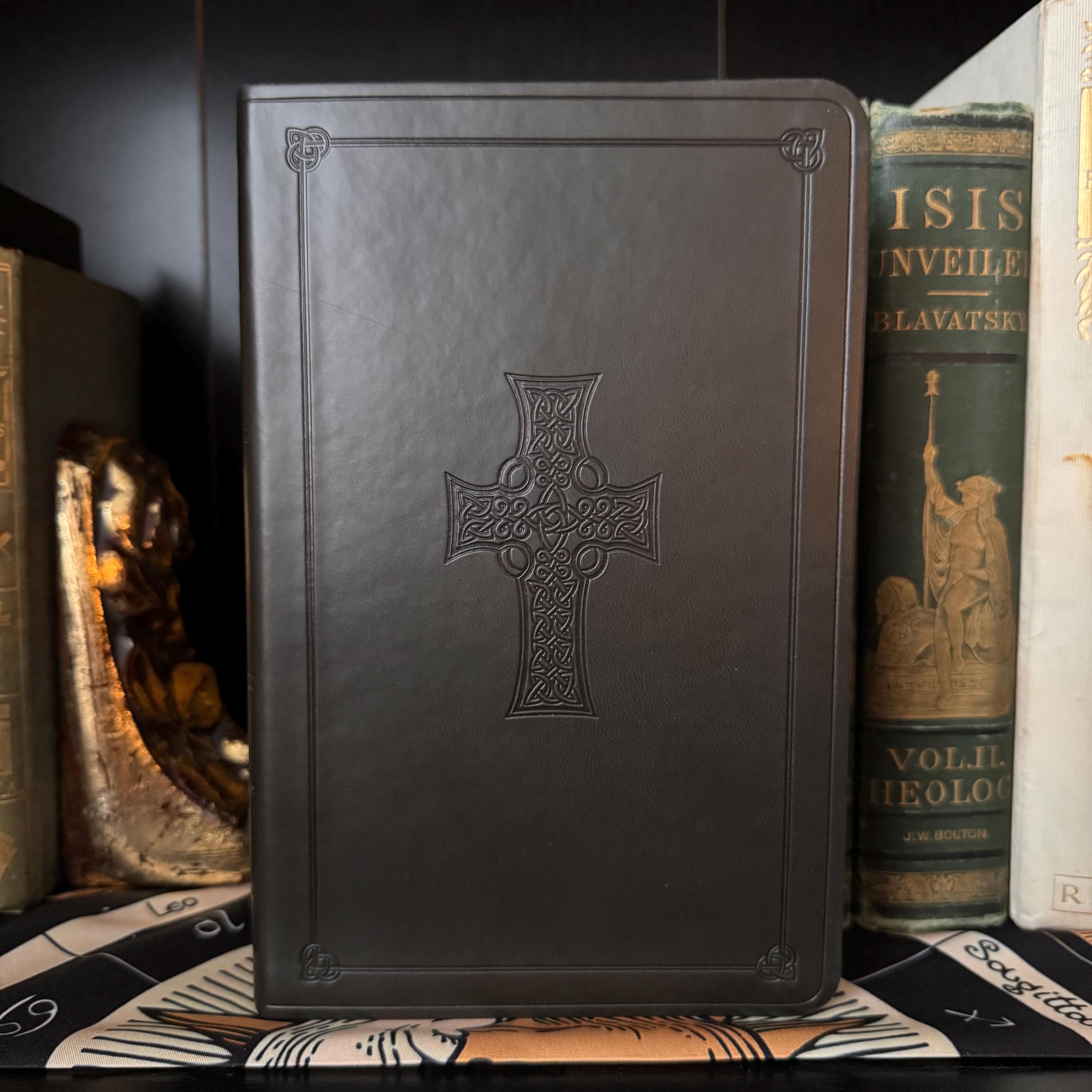 聖書 ESV レザータッチ - 旧約聖書、新約聖書、創世記、出エジプト記