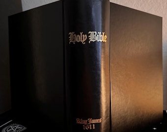 1611 KVJ Faksymile Starego i Nowego Testamentu Apokryfy Ilustrowane Biblia w brązowej skórzanej oprawie Dar Mormonizm Katolicyzm Rycerze Templariusze Wolnomularstwo