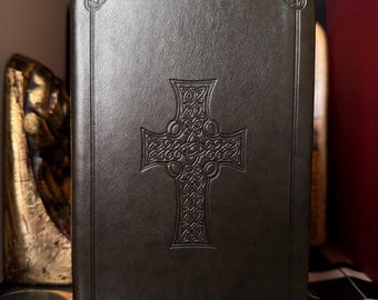 The Holy Bible ESV Olive LeatherTouch - Old New Testament Genesis Exodus Biblical Jewish Scriptures Chritianity Deluxe Personal Travel