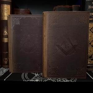 The Historical Landmarks and Other Evidence of Freemasonry - ILLUMINATI FREEMASONRY OCCULT Hermetic Brotherhood Druidism Scottish Rite