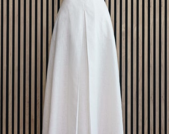 Long wide off-white Linen Skirt for women, High Waisted Ecru Maxi Skirt, Wedding Handmade Skirt  With Pockets, Floor Length Elegant Skirt.