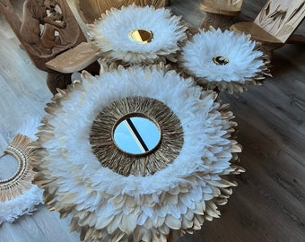 Trio of Juju Hats – Beige, white, and gold feathers – 20cm raffia mirror and 15cm & 9cm brass mirrors – Handmade, chic wall decor