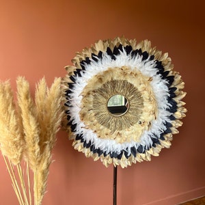JUJUHAT XXL 85CM, Natural feathers, beige gold, dark blue, fluffy white, beige rooster feathers and 15cm mirror in hand-woven golden raffia