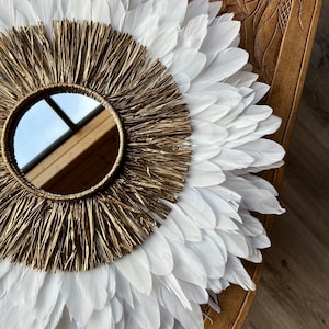 JUJUHAT 55-60CM, White feathers and 15cm mirror in hand-woven golden raffia - Made by a French designer, African inspiration