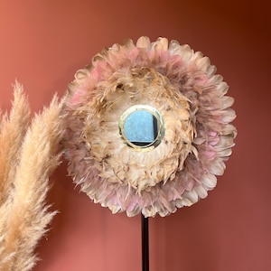 JUJUHAT 55-60CM, handmade, in natural beige gold feathers, pink, fluffy pinkish beige, beige rooster feathers and gold brass mirror 14/15cm