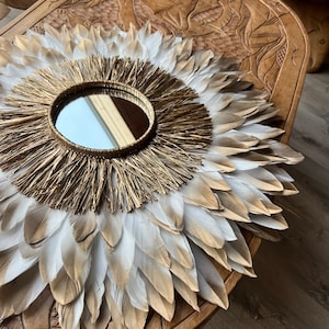 JUJUHAT Gold 55-60CM, decoration in natural white feathers with golden tips and 15cm mirror in golden raffia. French artisanal creation image 1