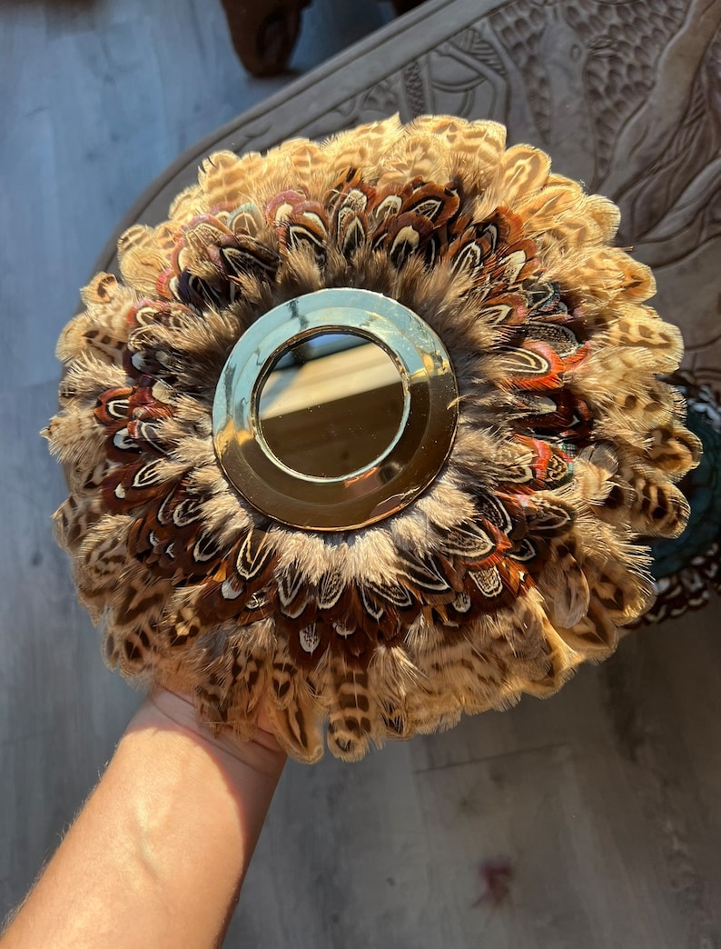 peaceful home, boho decoration, mirror decoration home, yin and yang, serenity decor, good fortune
bali, memorial gift, realtor gift, positive energy, feathers, lucky charm, spiritual decor, jujuhat, boho decoration, ethnic decoration, game feathers, natural feathers