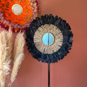 JUJUHAT black 55-60CM, Natural black feathers, golden raffia - simple and understated for a trendy decoration. French artisanal creation