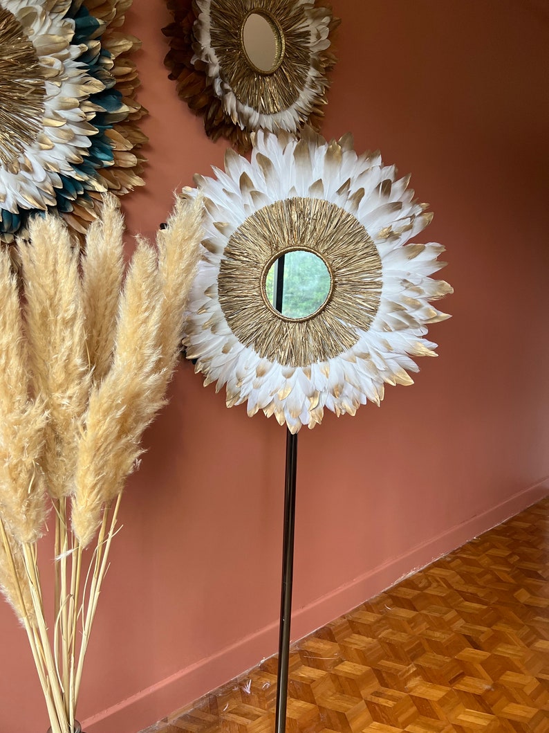 JUJUHAT Gold 55-60CM, decoration in natural white feathers with golden tips and 15cm mirror in golden raffia. French artisanal creation image 8