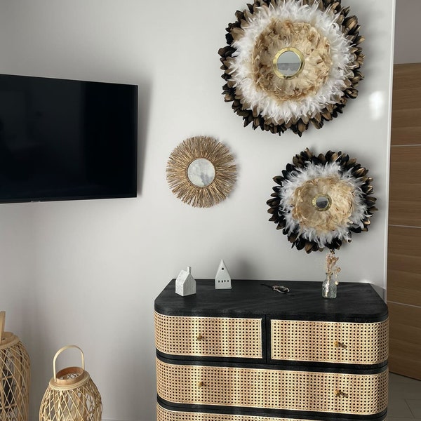 TRIO DE JUJUHATS, Création artisanale en plumes naturelles : noir, blanc doré, beige, miroirs en laiton doré fabriqué au Maroc