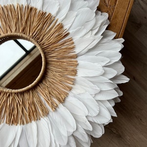 JUJUHAT in natural feathers 55-60CM, White, hand-woven natural raffia mirror 15cm - An ideal gift for a chic boho interior