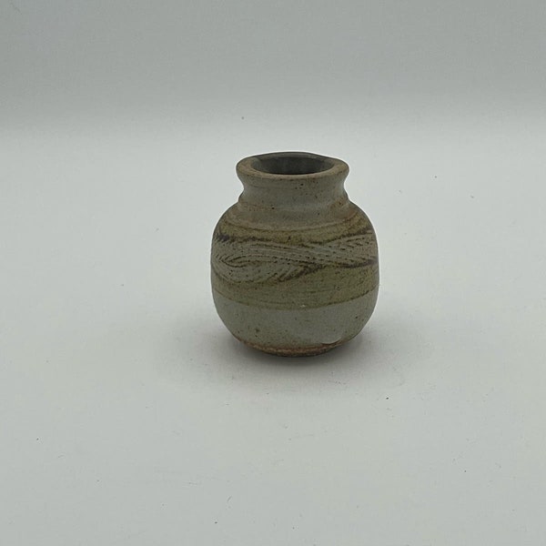 Small sandstone vintage pottery vessel