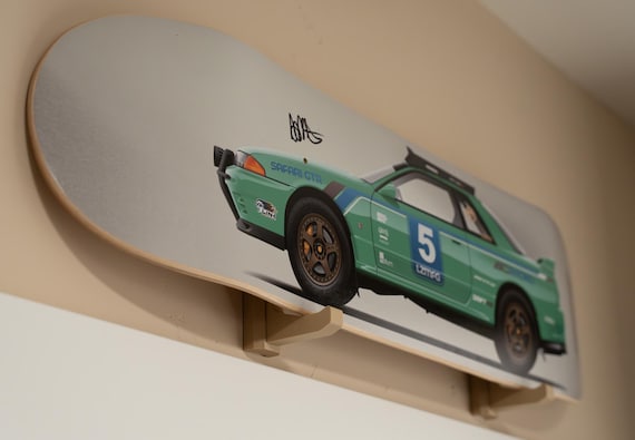 Skate Deck Wall Mount: Non-Destructive Display, Command Strip or Screw