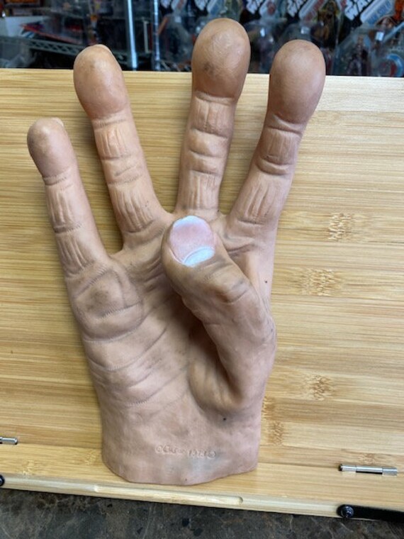 1979 Costume Cesar Hand - Gem