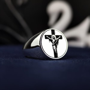 Unisex Silver Cross Ring - Jesus Crucifix Signet Band for Spiritual Devotion