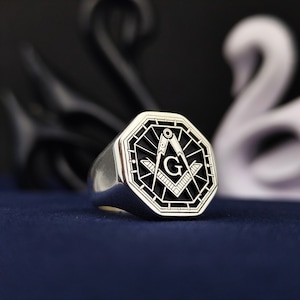 Handcrafted Silver Masonic Ring for Men – Master Mason Symbol Lodge Signet – Freemason Heritage Jewelry