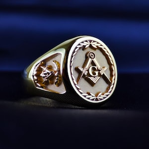 Gold Plated Masonic Signet Ring – Freemason Symbol Ring for Men & Women – Timeless Gift Honoring Tradition