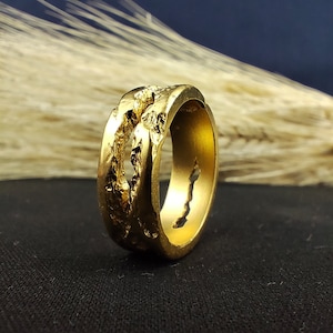 Rustic Gold Textured Ring for Men & Women – Handmade Unisex Band – Organic Artisan Jewelry in Gold Vermeil or Solid Gold
