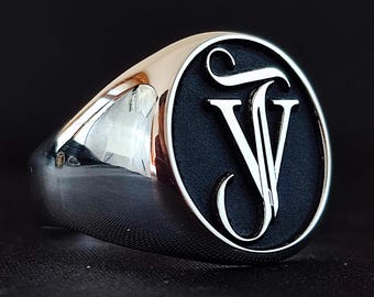 Engraved Letter Signet Ring – Personalized Initial Jewelry for Him or Her – Custom Monogram Ring in Gold, Silver or Vermeil – Gift for All