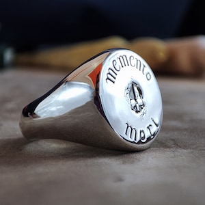 Memento Mori Ring in Gold or Silver – Custom Engraved Reminder of Mortality – Stoic Philosophy Jewelry for Men & Women