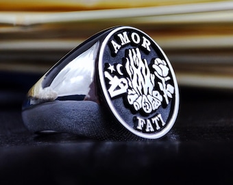 Anillo de sello Memento Mori en plata de ley: Amor Fati Stoic Jewelry