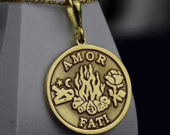 Wisiorek Amor Fati: naszyjnik filozoficzny, złoto lub srebro