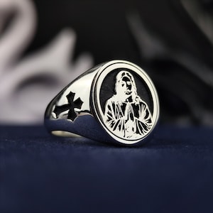Sterling Silver Jesus Ring – Christian Signet for Men & Women – Religious Gift Featuring Christ Face Design