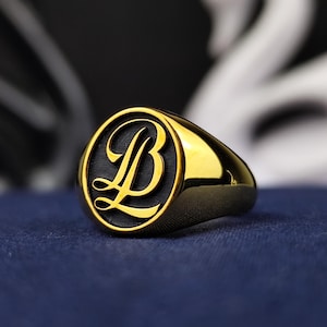 Anillo con sello inicial personalizado: anillo con nombre y letra personalizado con grabado para él o ella: idea de regalo con monograma bañado en oro