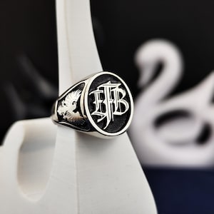 Anillo con sello y monograma personalizado en plata u oro: joyería con inicial personalizada, regalo hecho a mano para él o ella.