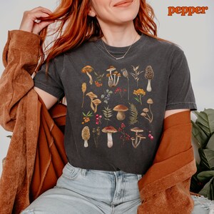 Cottagecore Mushroom Comfort Colors Shirt, Goblincore Clothing, Vintage Botanical Shirt, Gift For Fungi Lover, Mycology Tee, Fairycore Gifts