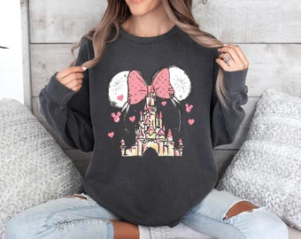 Sweat-shirt Château Minnie Mouse Disney - Pull ras du cou familial Magic Kingdom - Vêtements vintage Disneyland - Comfort Colors® Pull léger