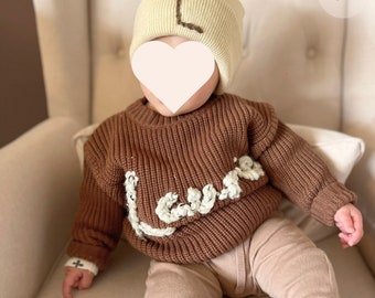 Personalisierte Baby-Initialmütze | Handbestickte Strickmütze | Mädchen Jungen Unisex | Geschenk für Neugeborene, Kleinkinder, Kinder | Neues Baby-Geschenk | Babymütze